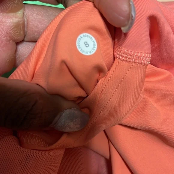 EUC Lululemon Hotty Hot HR Skirt *Regular length - Picture 6 of 8